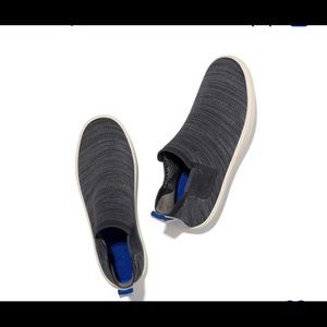 Rothy’s “The Chelsea” in graphite melange. 8.5.